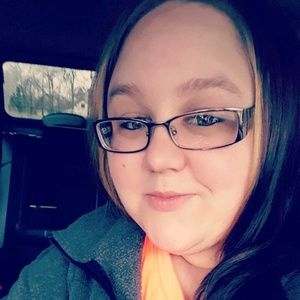 Meet your Posher, Cassie